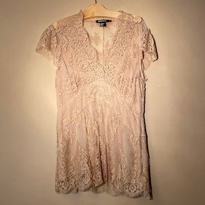 DKNY DESIGNER Lace BLOUSE